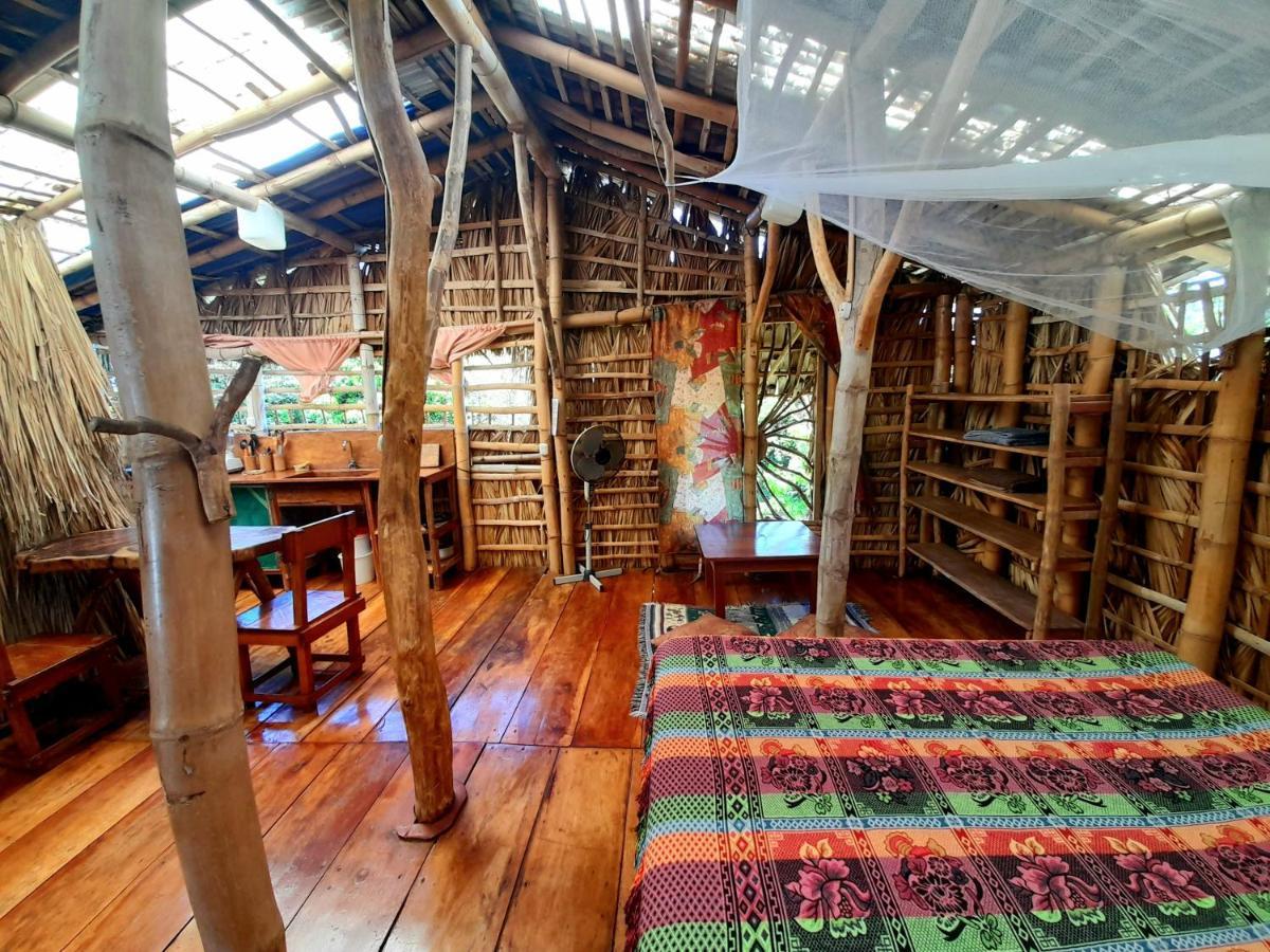 El Bamboo Cabins Balgue Eksteriør bilde